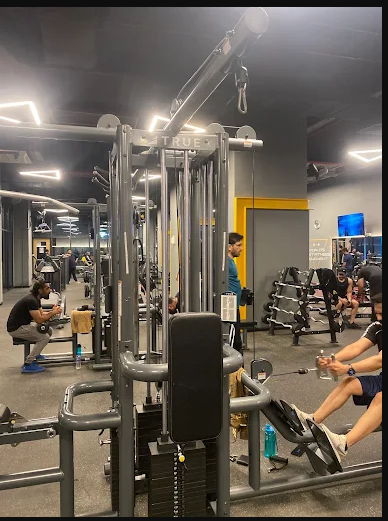 TRIFIT FITNESS CLUB (Luckyone Mall) gallery 1