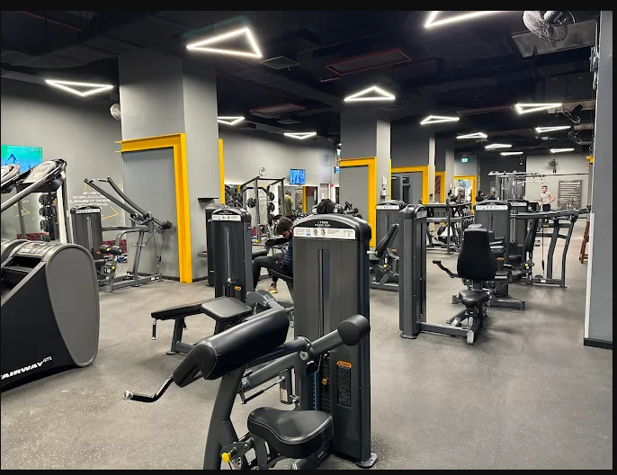 TRIFIT FITNESS CLUB (Luckyone Mall) gallery 2